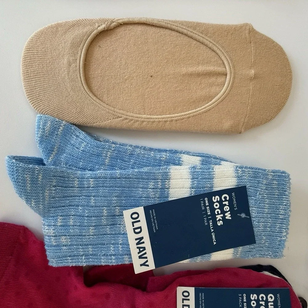 Old Navy Women's Sock Lot 12 Pairs Crew Quarter Crew No Show Mixed